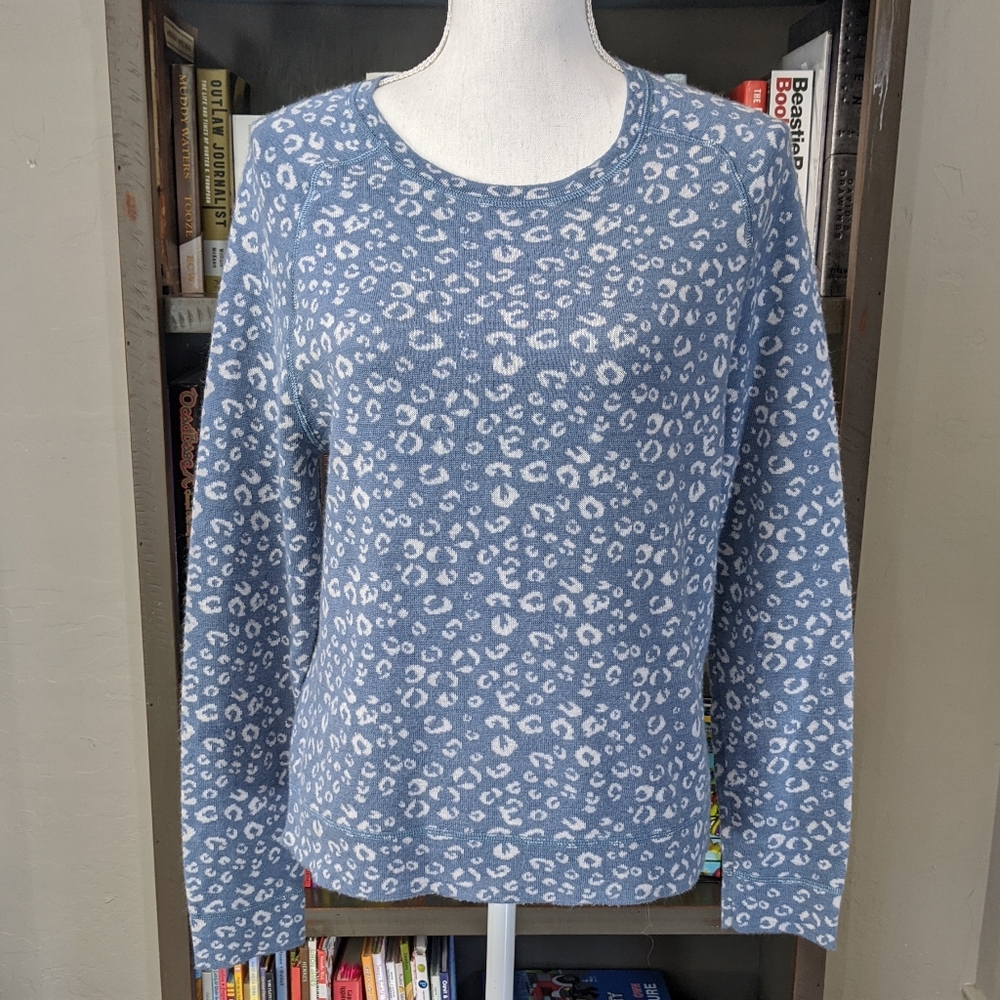LOFT EUC Blue & White Leopard Print Sweater SZ L